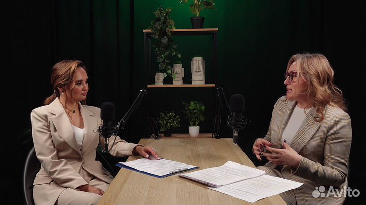 Студия для записи подкастов и рилс zolotov.studio