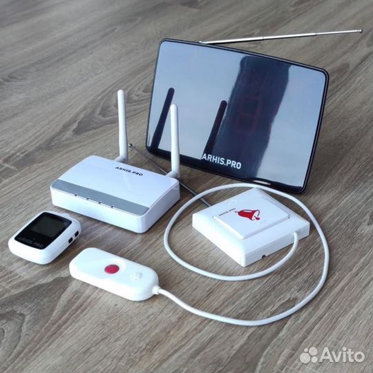 Кнопка вызова персонала, помощи больному в палату