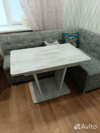 Стол кухонный раздвижной