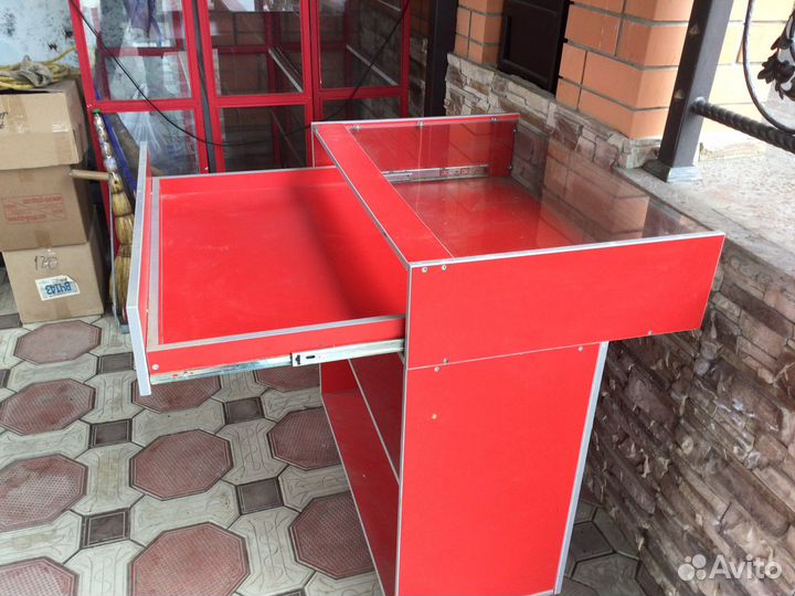 Столик для торговли