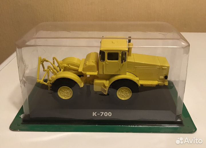 Трактор кировец К700