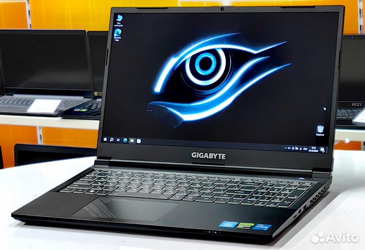 Новый Gigabyte 15.6
