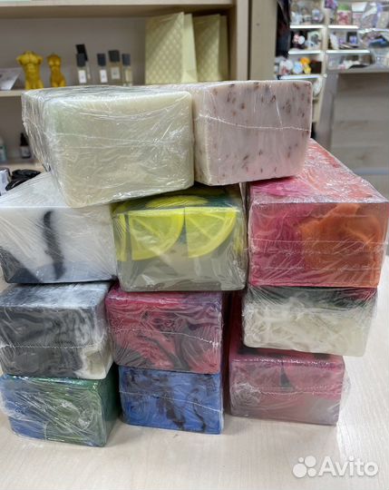 Продавец консультант в магазин косметики
