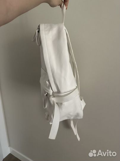 Рюкзак женский кожаный белый