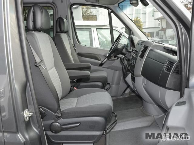 Volkswagen Crafter микроавтобус, 2012