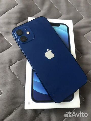 Телефон iPhone 12 64