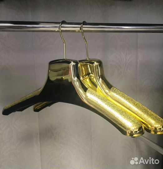 Вешалки плечики