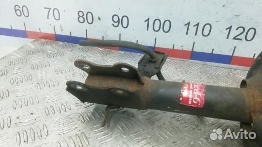 Стойка передняя левая nissan almera N16 (KML16K501