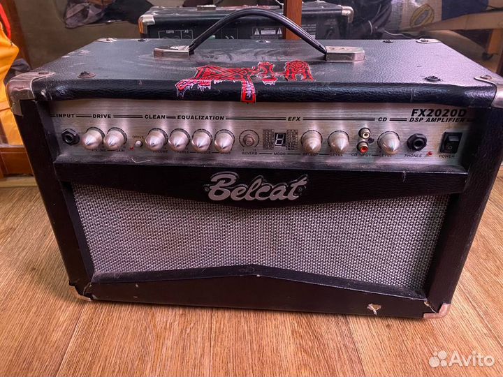 Гитарный комбоусилитель Belcat