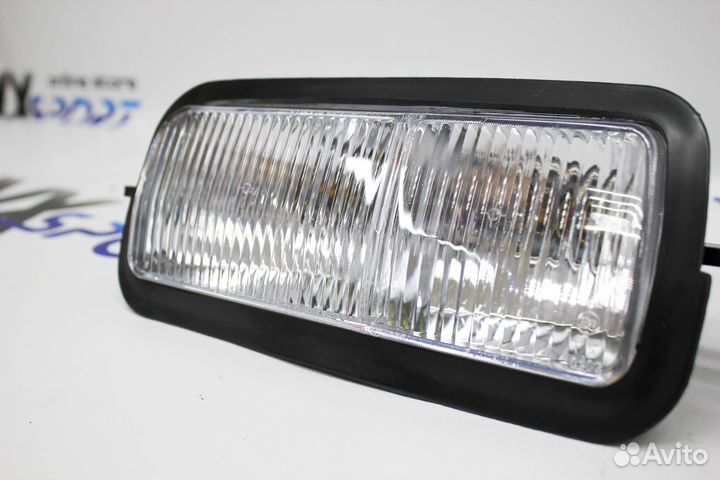 Надфарники Niva 2121 4х4 Белые