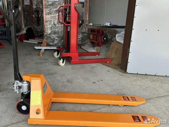 Рохля гидравлическая с подъемным механизмом 2 тонны
