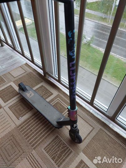 Трюковой самокат