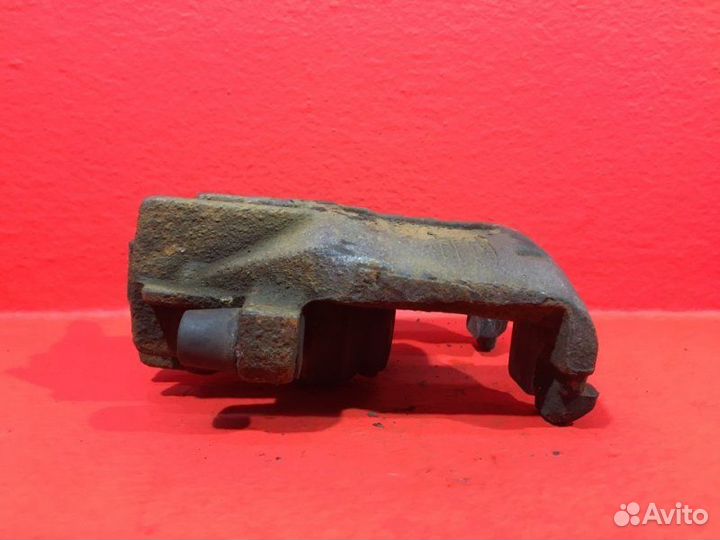 Суппорт передний левый Ford Focus 1 C9DB 1.8 D