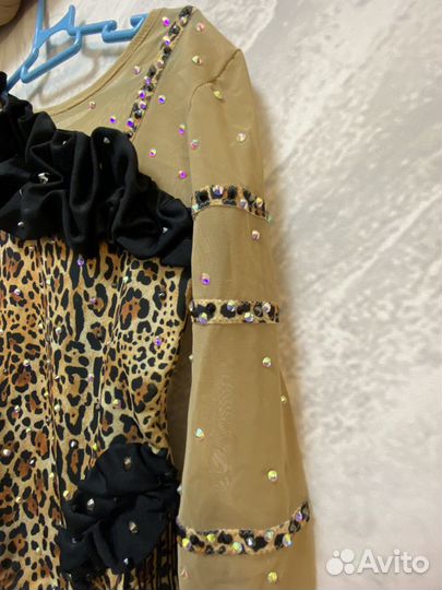 Купальник для художественной гимнастики