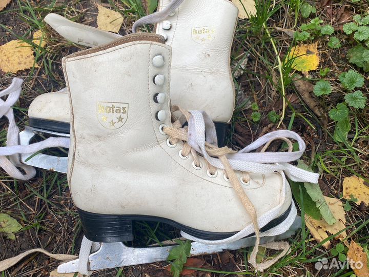 Продаю фигурные коньки