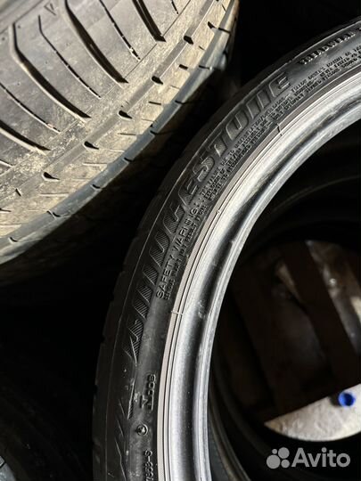 Bridgestone Potenza RE001 Adrenalin 245/35 R20 и 275/35 R20 201Y