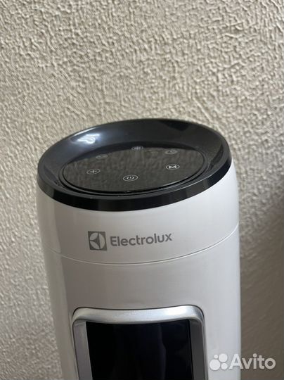 Вентилятор колонный Electrolux EFC-177