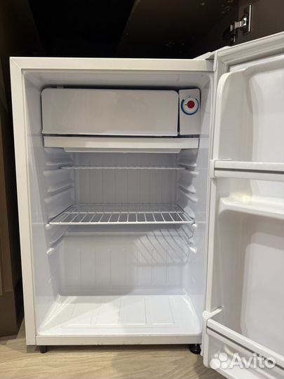 Холодильник маленький