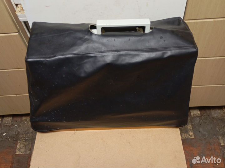 Швейная машинка чайка 143 а