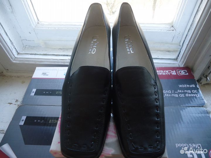 Женские туфли