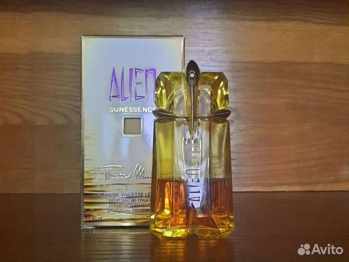 Alien sunessence от Тьерри Мюглер