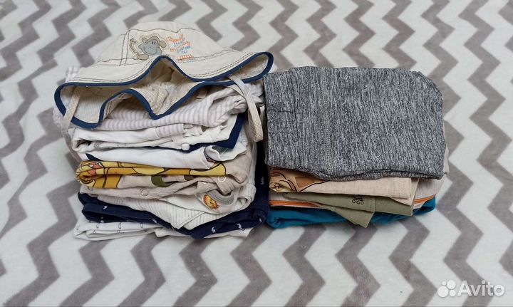 Вещи пакетом на мальчика от 6 до 9 месяцев