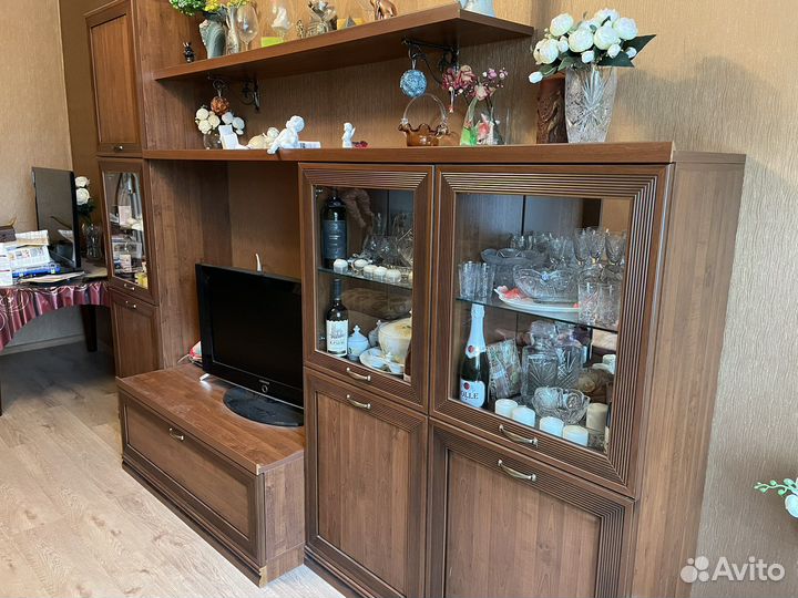 Стенка в гостиную бу