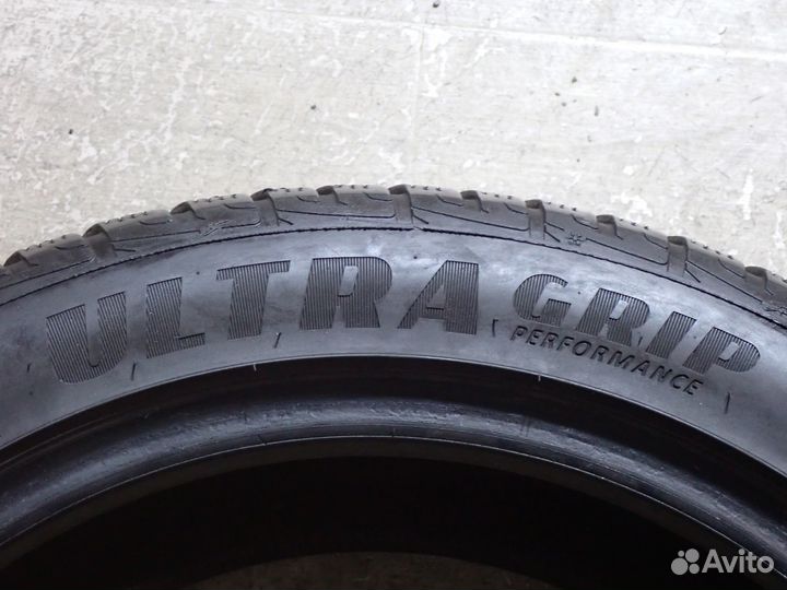 Goodyear UltraGrip Performance Gen-1 245/45 R17 99V