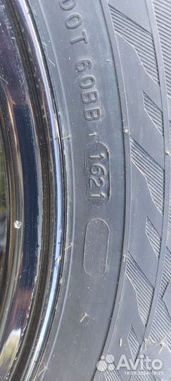 Nokian Hakkapeliitta 9 SUV 215/65R16 с дисками