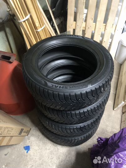 Marshal WinterCraft SUV Ice WS31 215/60 R17 100T