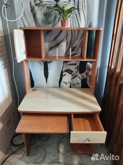 Компьютерный стол бу