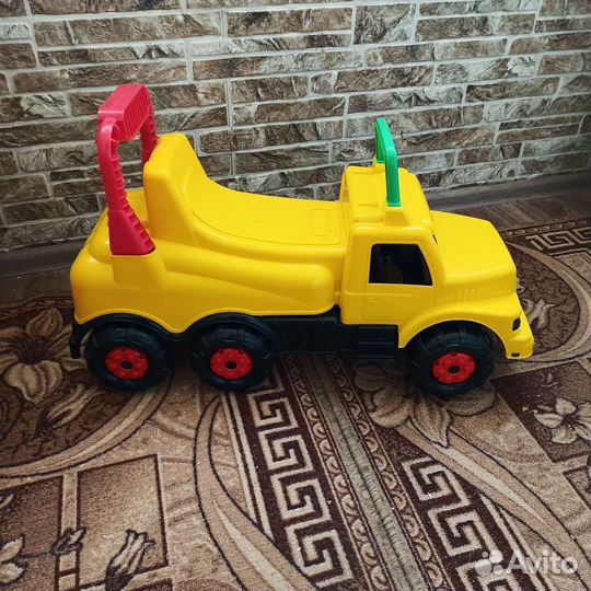 Машина детская