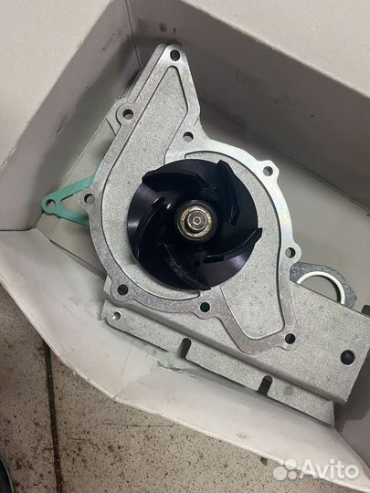 Насос системы охлаждения VAG