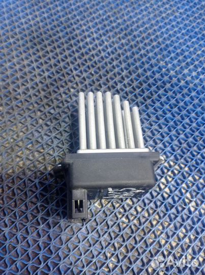 Резистор печки Audi A6C5 седан 2000