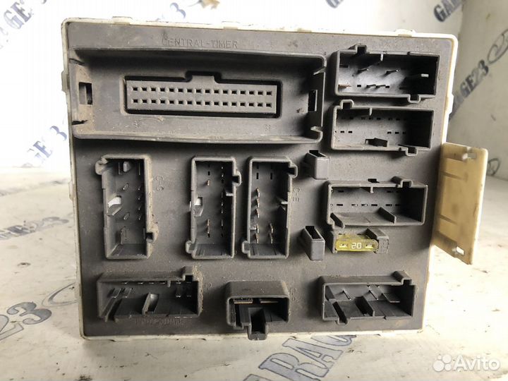 Блок предохранителей салонный ford focus 1 хэтчбек