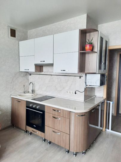 2-к. квартира, 39 м², 4/10 эт.