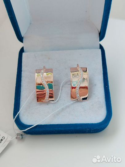 Новые золотые серьги 585 пробы, вес 3,32гр