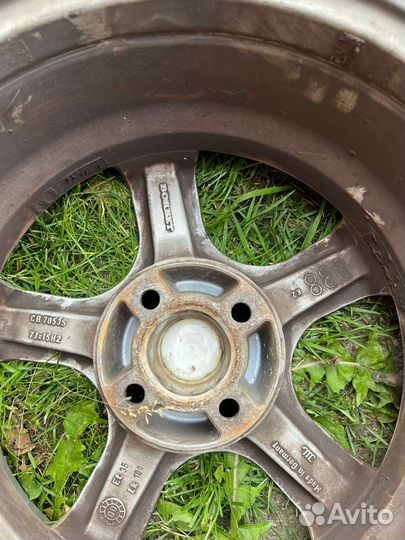 Продам литые диски r15