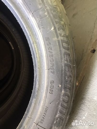 Bridgestone Blizzak 6 205/60 R17