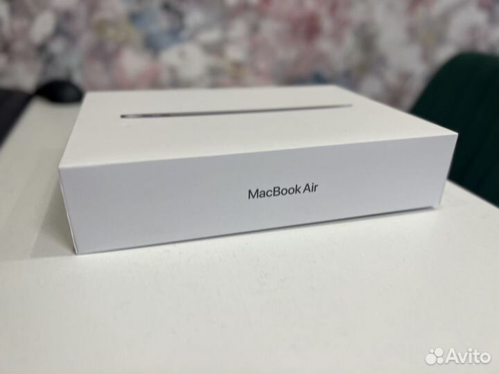 Ноутбук Apple Macbook air 13 m1 новый