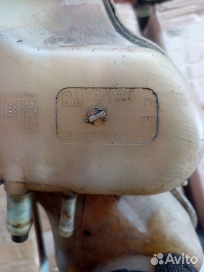 Расширительный бачок Opel Vectra A