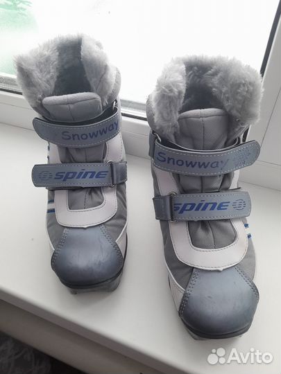 Лыжные ботинки с утеплителем 32 - 34 р nnn