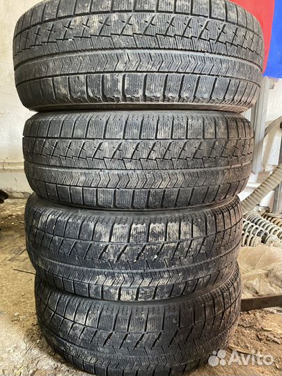 Bridgestone Blizzak VRX 205/60 R16 92S
