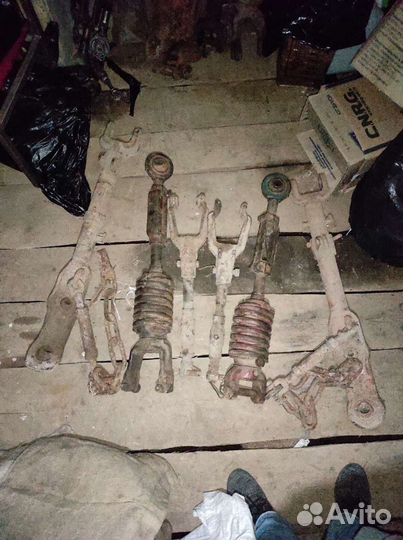 Навеска дт 75, Т 150