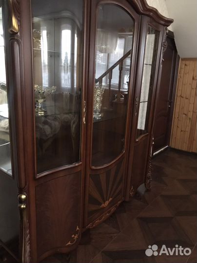 Сервант, горка