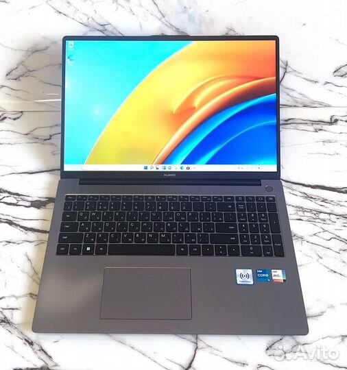 Huawei matebook d16 i5 12500H /16G /512