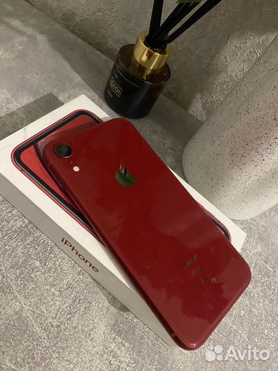 iPhone Xr, 64 ГБ