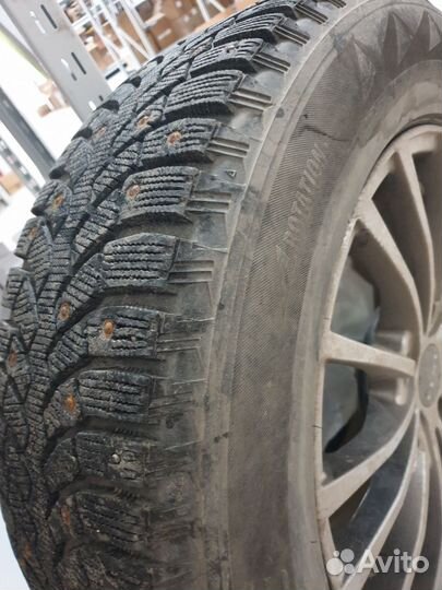 Bridgestone Blizzak Spike-01 225/65 R17