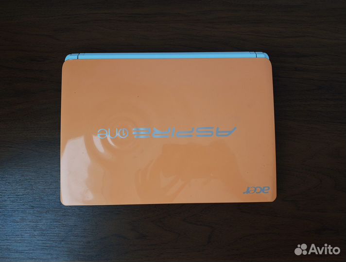 Нетбук Acer Aspire one Happy