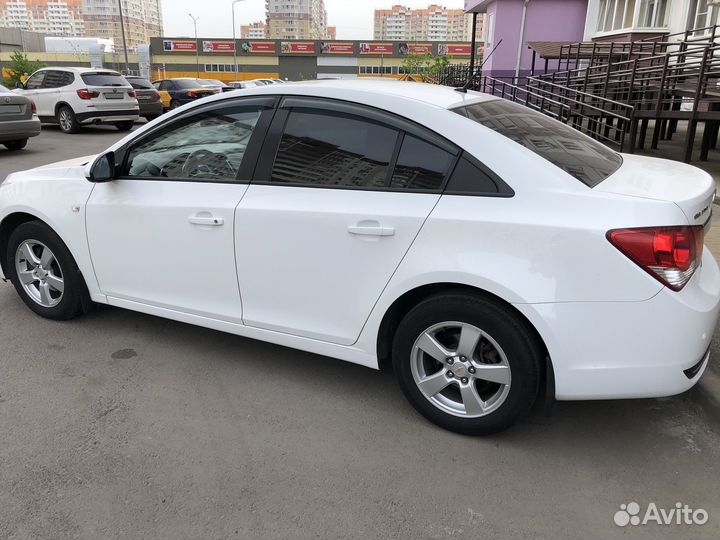 Chevrolet Cruze 1.8 AT, 2012, 240 000 км